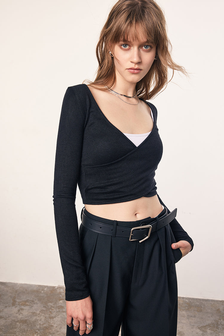 30% Off Black Deep V-neck Stretch-cotton Top – MADEINAM